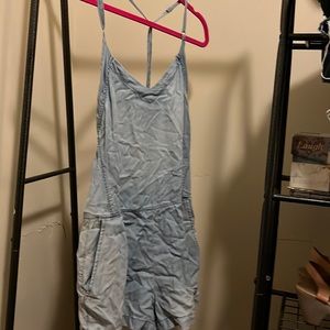 Jumpsuit shorts. Denim. Cotton (Tencel). Strappy.